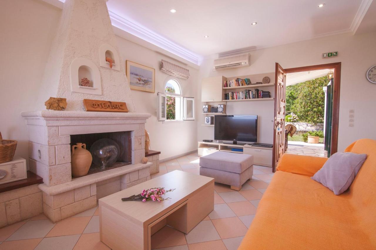 Villa Ftelias By Villa Plus Agios Stefanos  Экстерьер фото