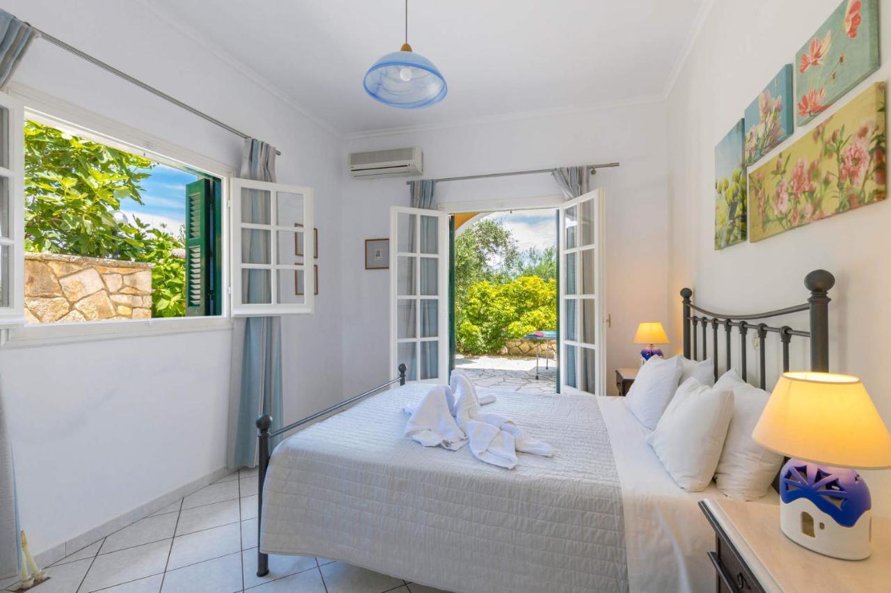 Villa Ftelias By Villa Plus Agios Stefanos  Экстерьер фото